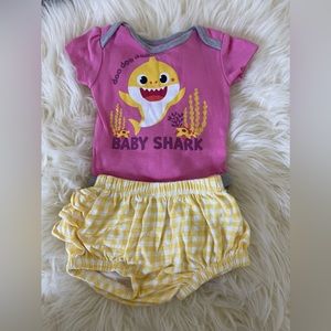 2 for 20) Cute baby shark girls set. Size 3-6 months